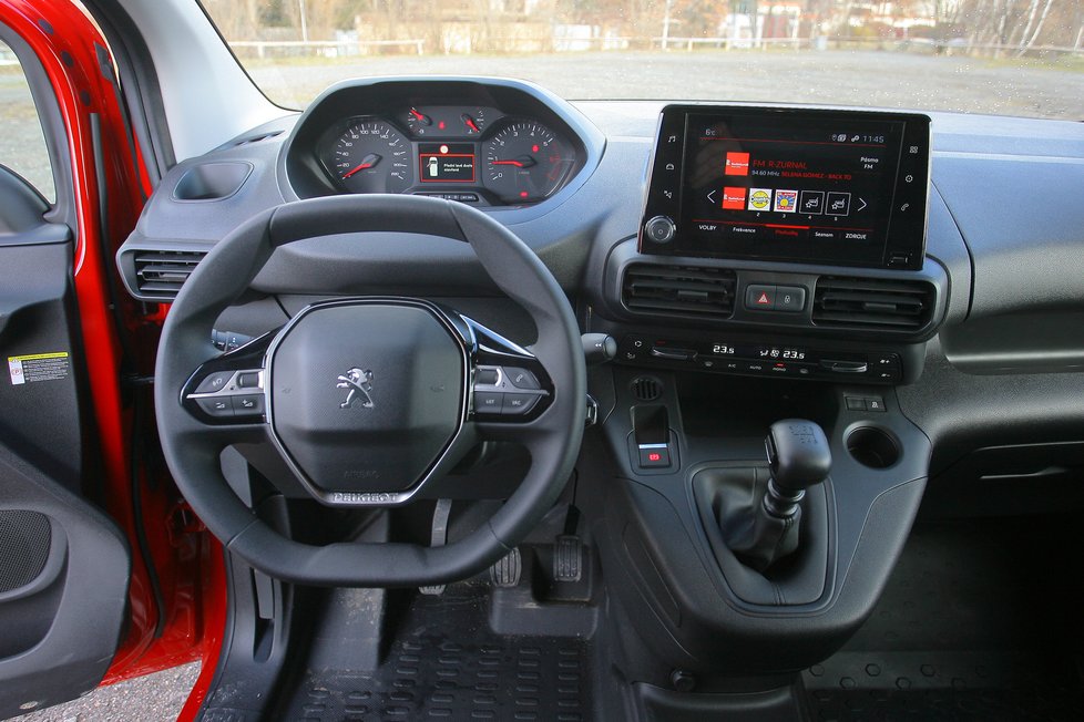 Peugeot Partner Furgon 1.5 BlueHDi Active L1 1000: Tuna a dvě palety