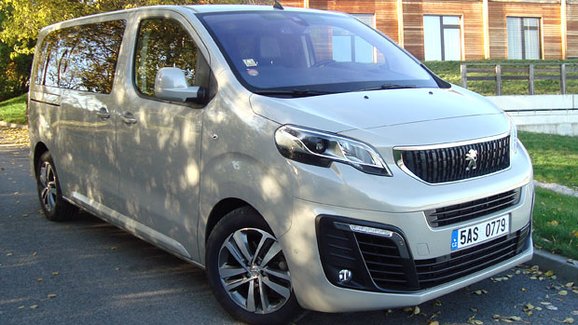 Peugeot Traveller Standard 2.0 HDI Business: Manuál, či automat?