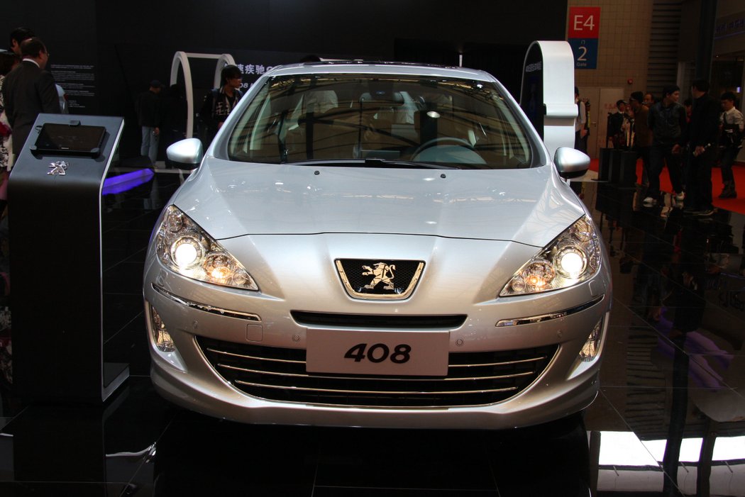 Peugeot 408