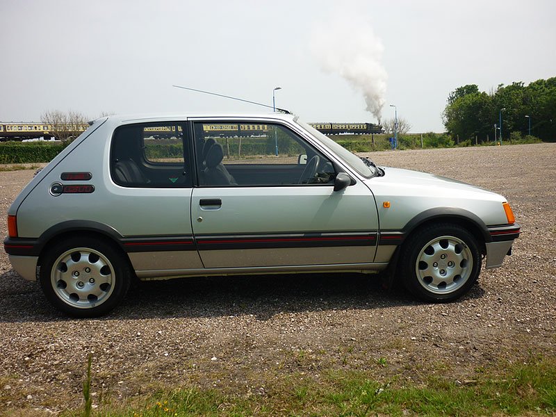 Peugeot 205