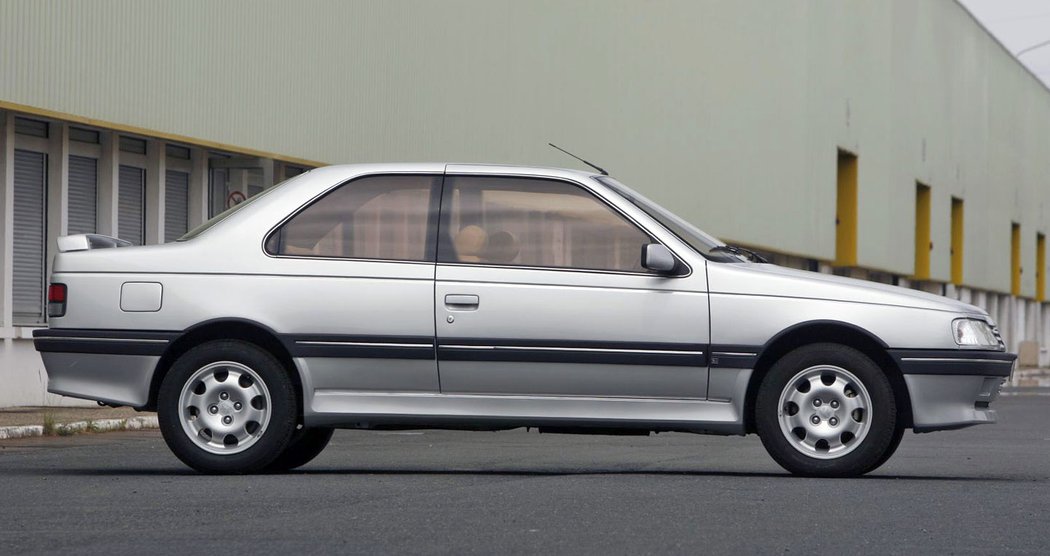 Peugeot 405