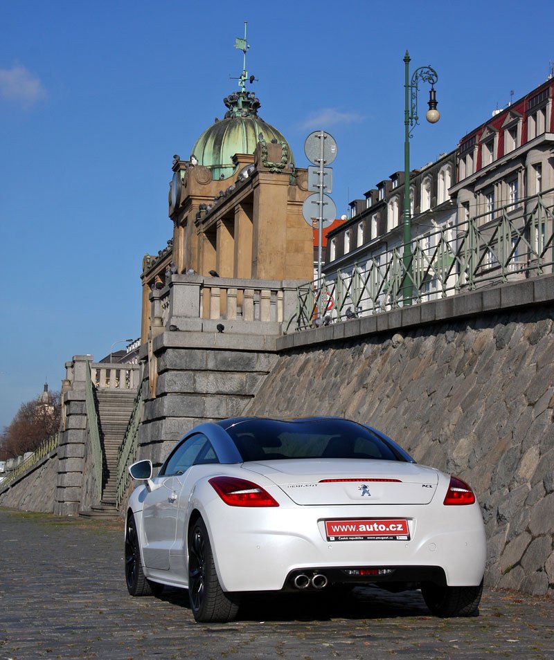 Peugeot RCZ