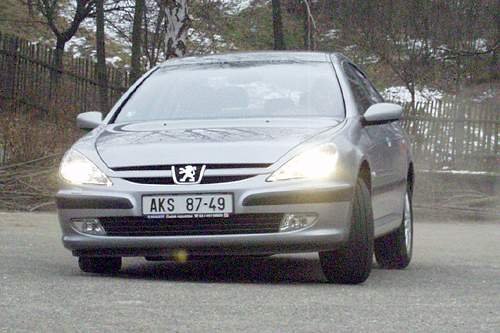 Peugeot 607