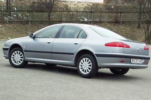 Peugeot 607