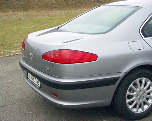 Peugeot 607