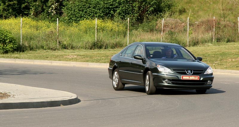 Peugeot 607