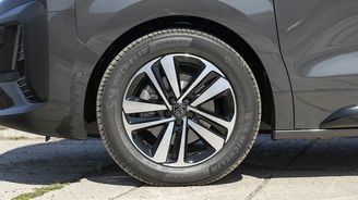 Peugeot Traveller Allure Standard Peugeot Traveller Allure Standard