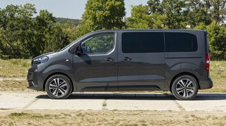 Peugeot Traveller Allure Standard Peugeot Traveller Allure Standard