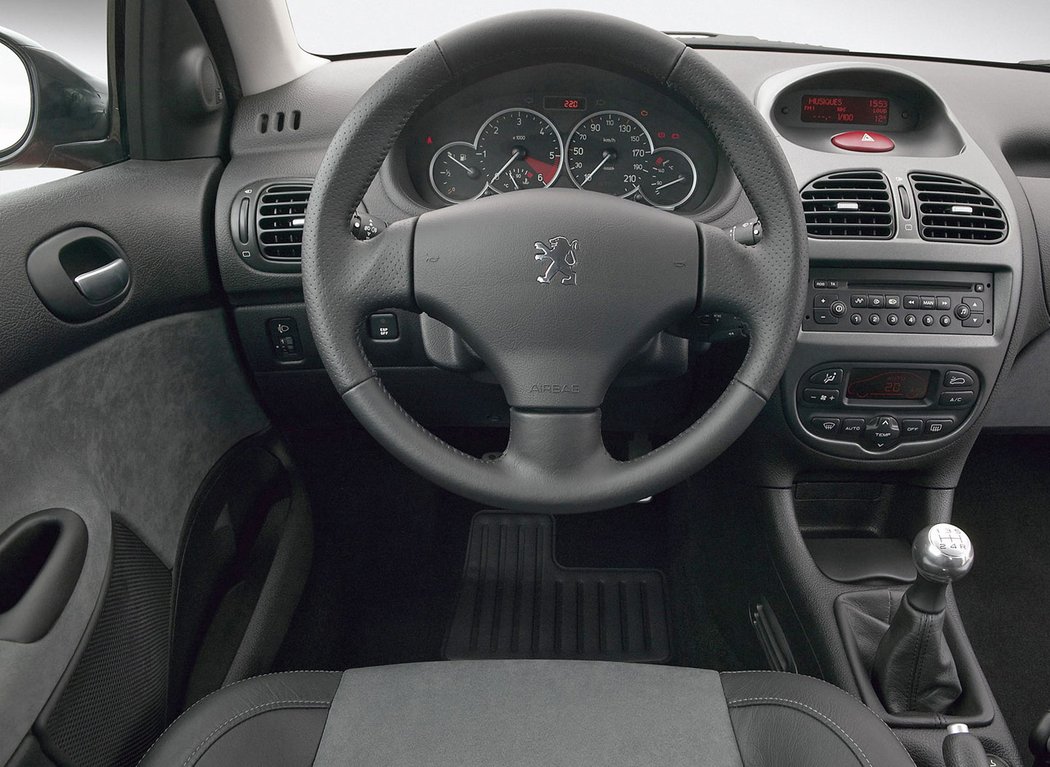 Peugeot 206 3D (2004)