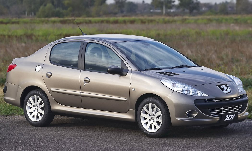 Peugeot 207 Sedan (2008)