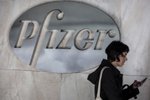 Společnosti Pfizer se finančně daří (4.5.2021).