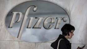 Společnosti Pfizer se finančně daří (4. 5. 2021).