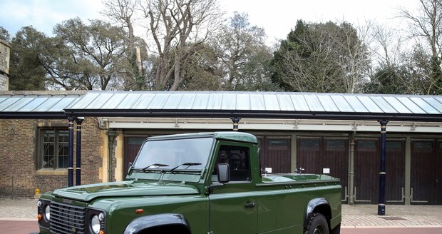 pravený vůz britské značky Land Rover, na jehož designu a technických úpravách se&nbsp;Philip&nbsp;osobně podílel