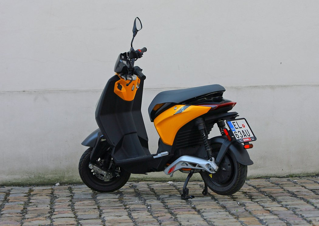 Piaggio 1 Active