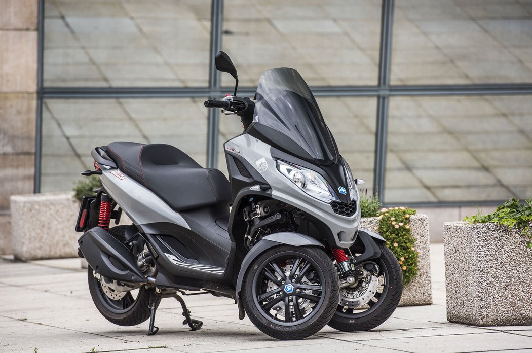 Piaggio MP3 300 HPE Sport