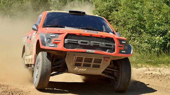 TEST Jízdní dojmy: Ford F-150 Raptor pro Rallye Dakar. Říkají mu Shrek!