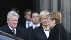 Pietní akce za oběti z letadla Germanwings: Nechyběli prezident Gauck ani kancléřka Angela Merkel