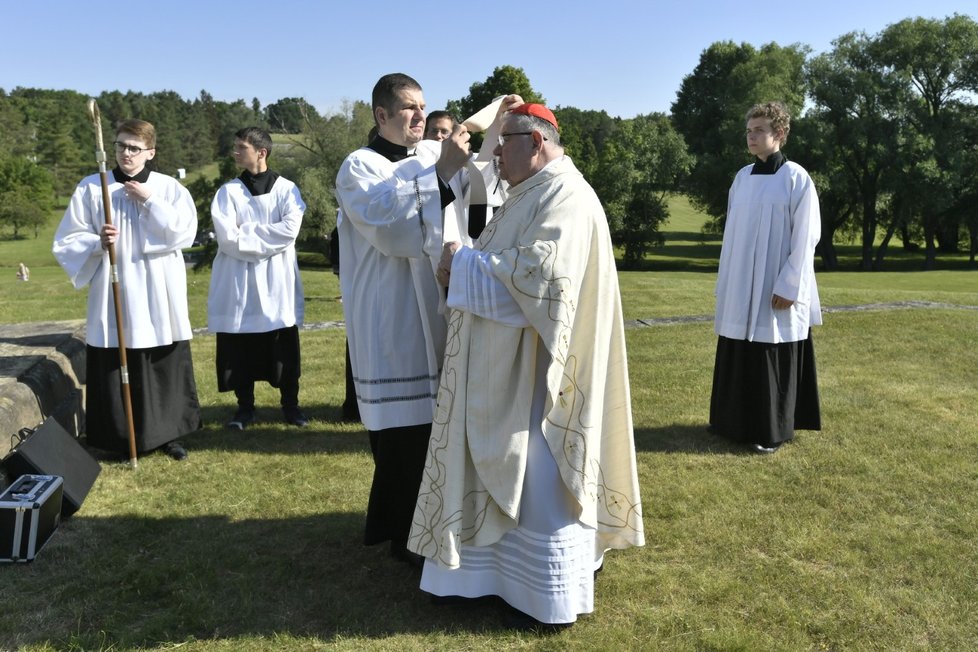 Pietní akce v výročí vyhlazení lidic: Kardinál Dominik Duka (12.6.2022)