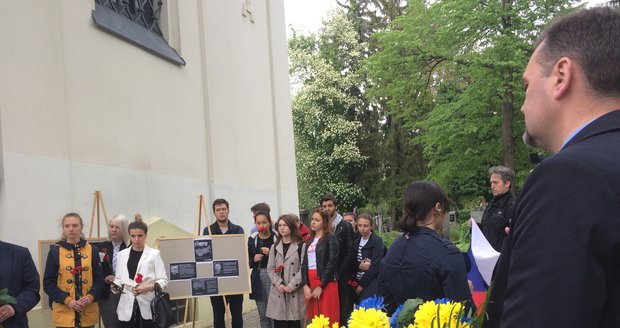 Pieta se 10. května 2019 konala v pravoslavné části Olšanských hřbitovů.