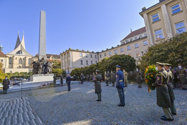 U pomníku Praha svým vítězným synům se 28. října 2021 uskutečnilo vzpomínkové setkání k uctění památky padlých legionářů. 