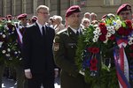 Vicepremiér Pavel Bělobrádek během pietní akce u chrámu Cyrila a Metoděje v Praze označil atentátníky na Heydricha za hrdiny.