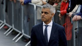 Londýnský starosta Sadiq Khan měl proslov při pietě za oběti teroru na London Bridge.