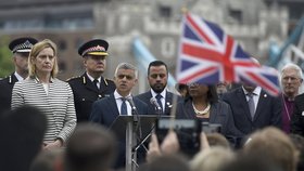 Londýnský starosta Sadiq Khan měl proslov při pietě za oběti teroru na London Bridge.