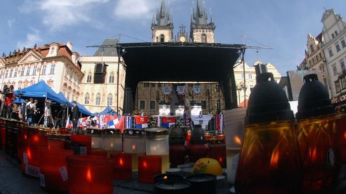Pietní akt za tragicky zesnulé české hokejisty