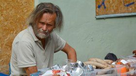 V Praze bude víc výdejen obědů pro bezdomovce.