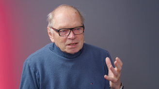 Pilný: Turek je nula sebraná na ulici, co někde držela tašku bývalému politikovi. Motoristé projekt na jedno období Pilný: Turek je nula sebraná na ulici, co někde držela tašku bývalému politikovi. Motoristé projekt na jedno období