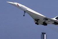Před 40 lety přistál v Praze Concorde! Tisíce lidí zaplnily ruzyňské letiště