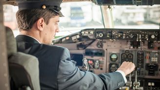 Piloti jsou v těžké depresi, 75 jich přiznalo sebevražedné myšlenky, varuje výzkum