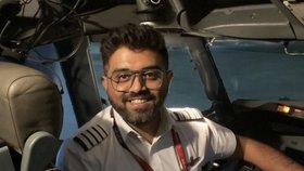 Pilot Smit Maččhar ustál útok ománského kolegy (archivní foto).