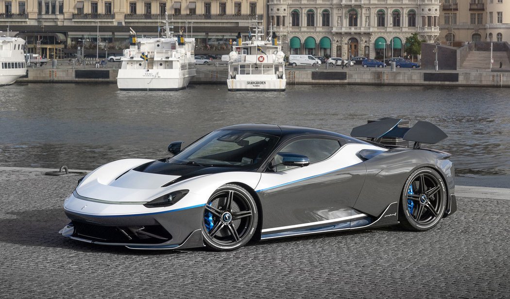 Pininfarina Battista &#34;Anniversario&#34;