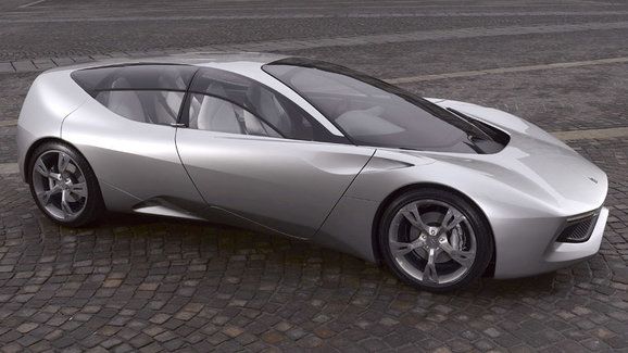 Koncept Pininfarina Sintesi se snažil předpovídat budoucnost. Povedlo se mu to?