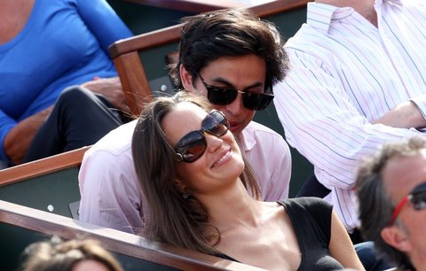 Pippa na French Open, opět s jiným