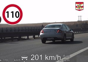 Řidič (60) peugeotu jel poblíž Brna po dálnici rychlostí 201 km/hod.