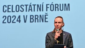 Ivan Bartoš  na celostátním fóru Pirátů (13.1.2024)