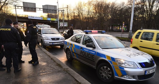 Policisté prošetřují tragickou nehodu ve Vratimově, při níž zemřel osmitelý chlapec (ilustrační foto)