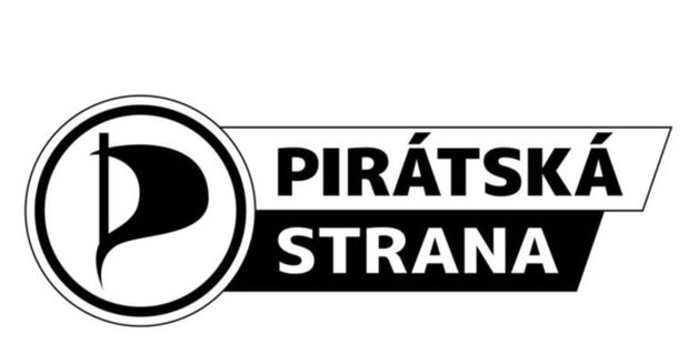 Volební senát navrhuje zrušit pětiprocentní hranici v eurovolbách: Dostanou křeslo Piráti?
