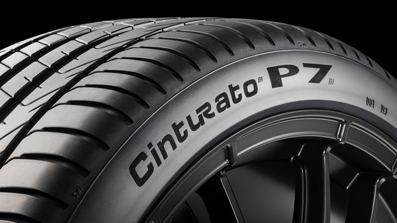 Pirelli představuje chytrou pneumatiku. Mění se v závislosti na počasí