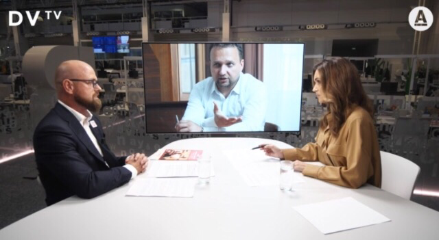 Daniela Písařovicová v DVTV při rozhovoru, který měl být útočný.