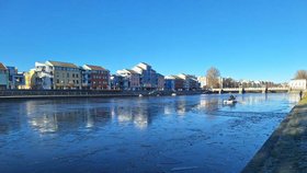 Po zmizení z večírku našli muže mrtvého v Otavě.