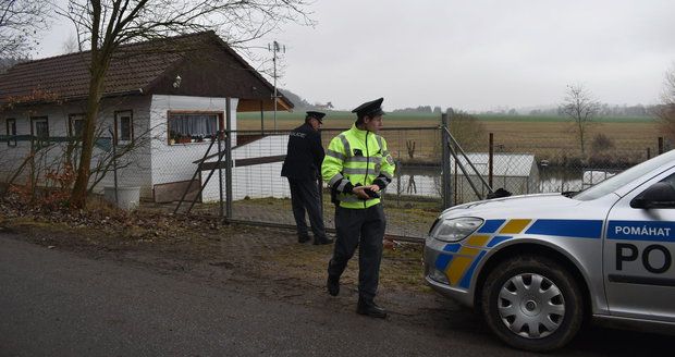 Manžele na Písecku ubodal pár ze Slovenska: Vydat by je mohli během několika dní!