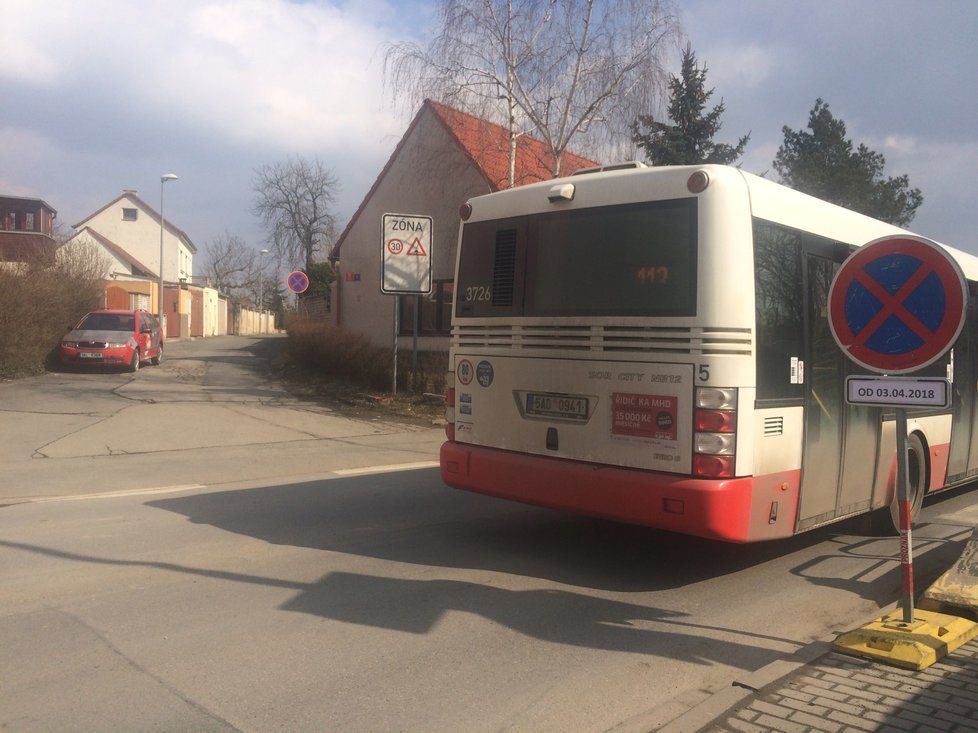 Obyvatelé se pomalu chystají na to, že se doprava v Písnici nebývale zhorší.