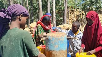 Inovativní solární systémy pomáhají poskytovat přístup k vodě a hygieně v Etiopii