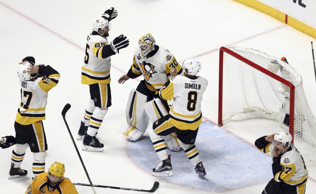 Hokejisté Pittsburghu vyhráli šestý zápas na ledě Nashvillu a slaví zisk Stanley Cupu