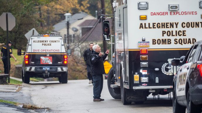 V americkém Pittsburghu střílel muž v synagoze přesně před půl rokem.
