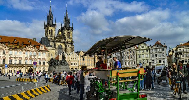 Pivní kola v centru Prahy budou mít utrum.
