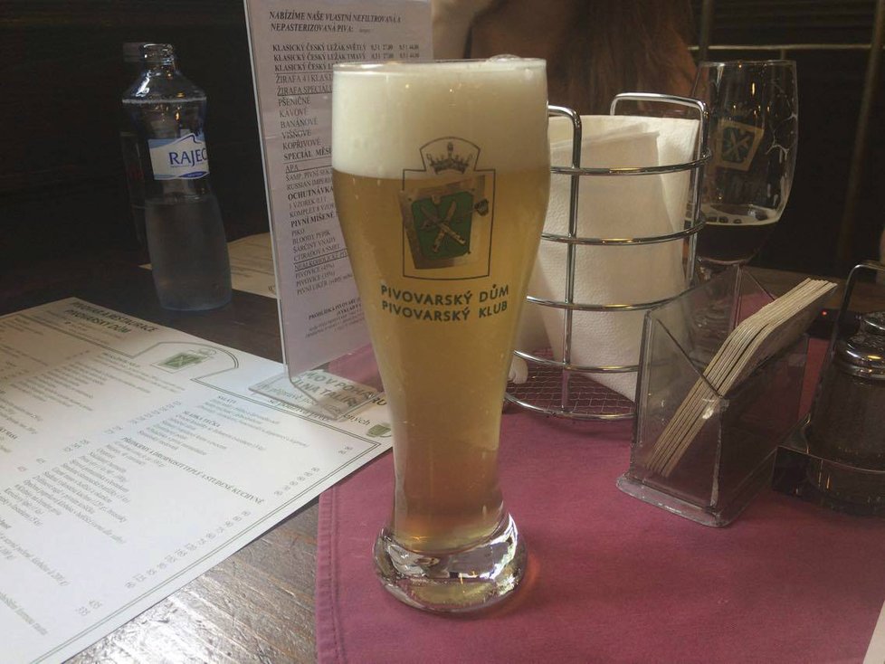 Banánové pivo není v nabídce speciálů v Praze výjimkou.